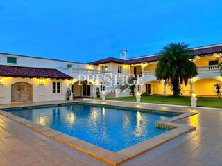 For sale 6 bedrooms house in Bang Lamung, Chonburi