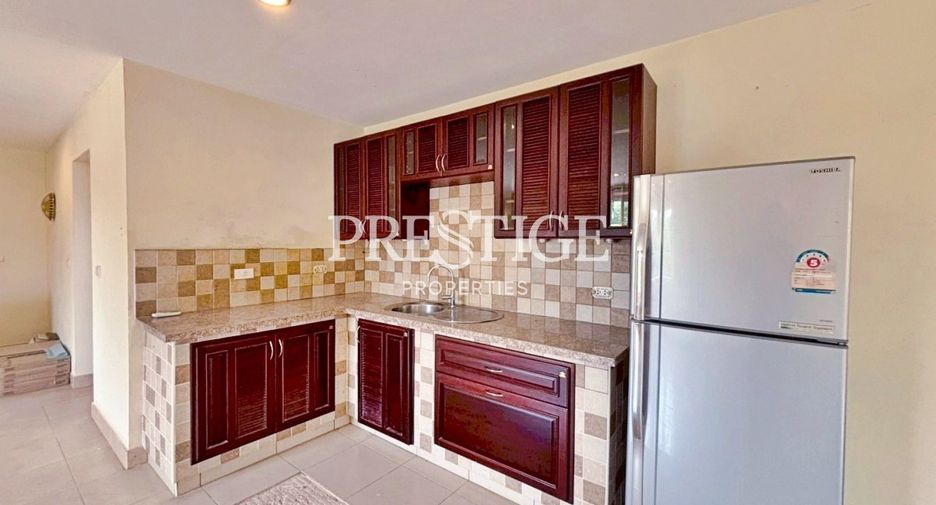For sale 6 bedrooms house in Bang Lamung, Chonburi