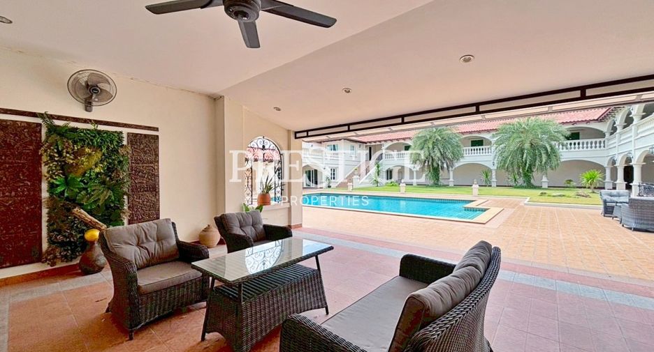 For sale 6 bedrooms house in Bang Lamung, Chonburi