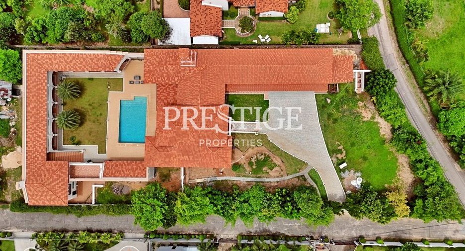 For sale 6 bedrooms house in Bang Lamung, Chonburi