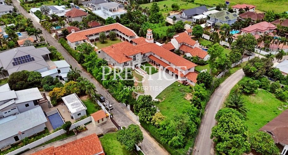 For sale 6 bedrooms house in Bang Lamung, Chonburi