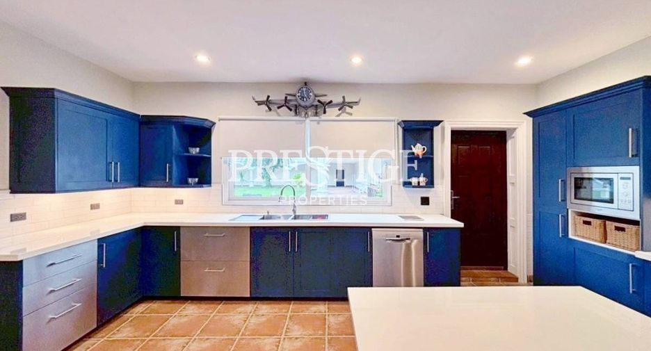 For sale 6 bedrooms house in Bang Lamung, Chonburi