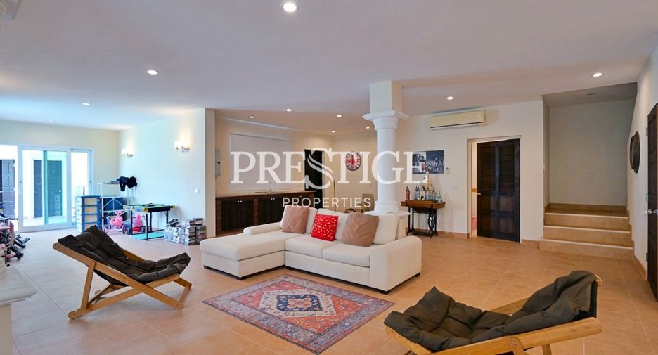 For sale 6 bedrooms house in Bang Lamung, Chonburi