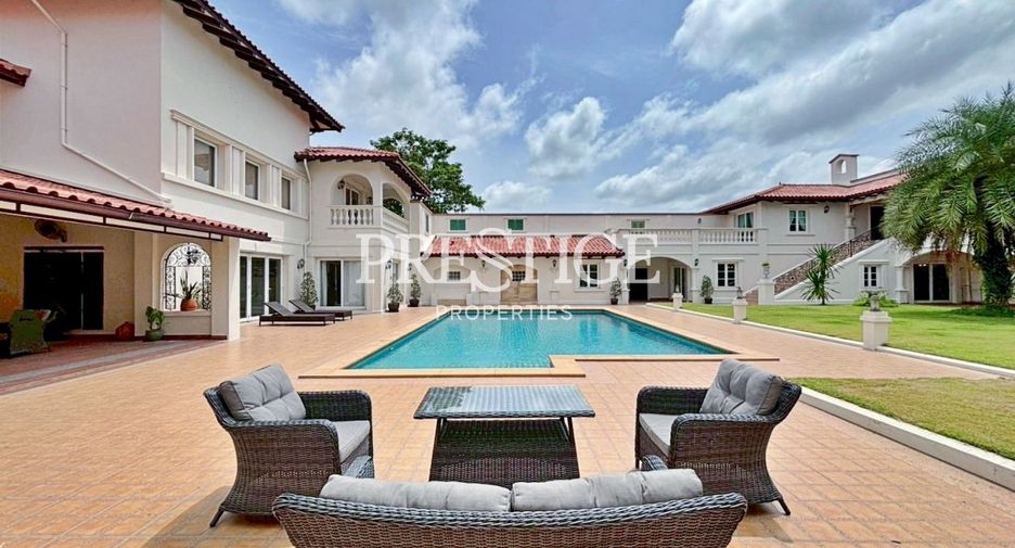 For sale 6 bedrooms house in Bang Lamung, Chonburi