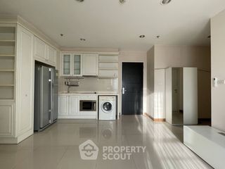 For rent そして for sale 2 Beds condo in Bang Phlat, Bangkok