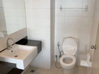 For sale 1 Beds condo in Phaya Thai, Bangkok