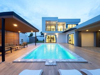 For sale 5 bed villa in Bang Lamung, Chonburi