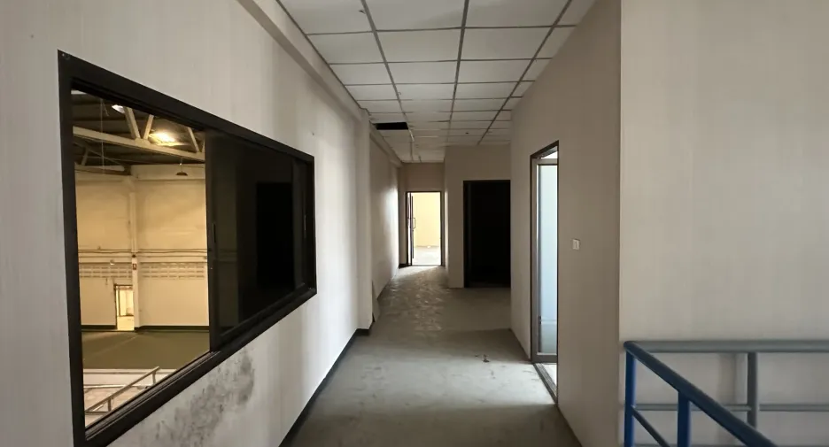 Almacén en alquiler en Lat Lum Kaeo, Pathum Thani