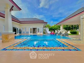 For rent and for sale 4 bed house in Bang Lamung, Chonburi