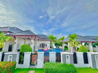 For rent and for sale 4 bed house in Bang Lamung, Chonburi