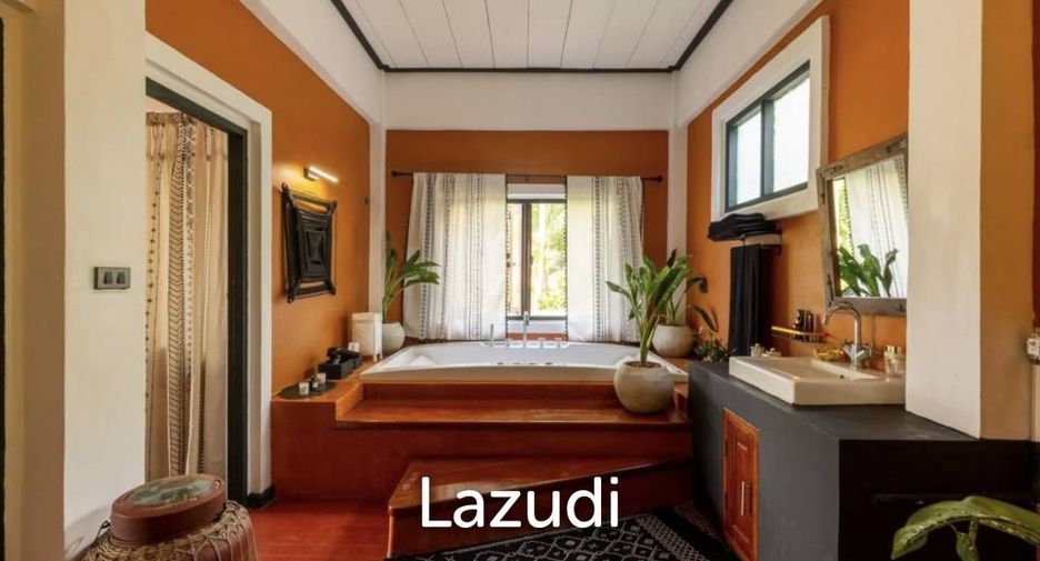 For sale 4 bedrooms house in Ko Pha-ngan, Surat Thani