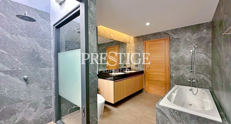 Casa en venta de 3 habitaciones en Bang Lamung, Chonburi
