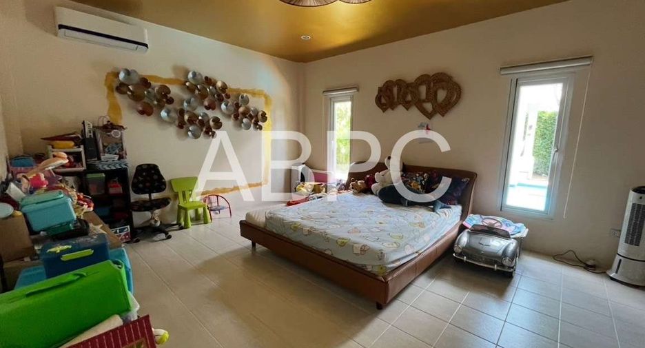À vendre 3 chambres maison à Bang Lamung, Chonburi