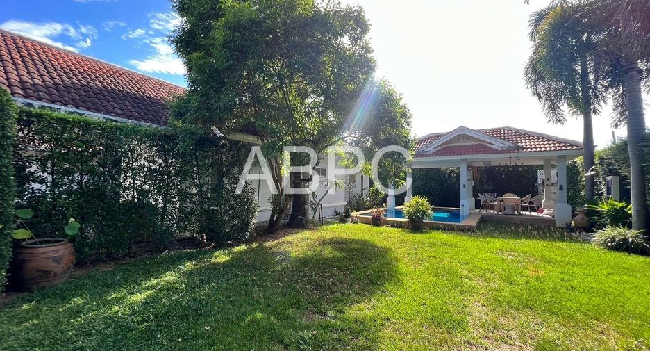 For sale 3 bedrooms house in East Pattaya, Pattaya
