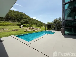 For sale 5 bed villa in Hua Hin, Prachuap Khiri Khan