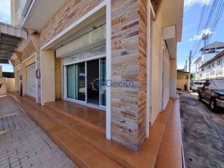 For sale そして for rent 6 Beds house in Bang Lamung, Chonburi