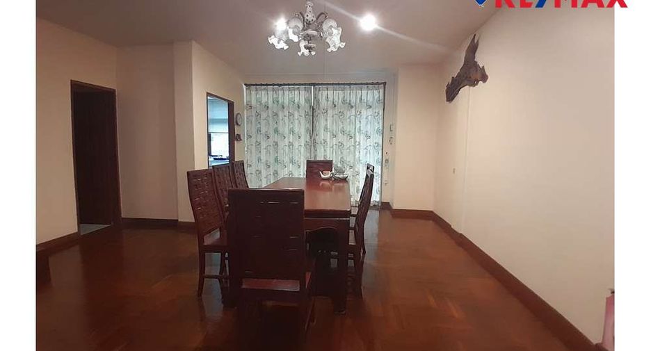 出售 6 卧室 公寓 在 Pratumnak, 芭提雅