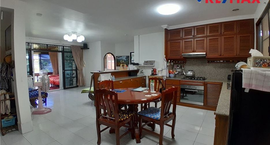 À vendre 4 chambres maison à South Pattaya, Pattaya