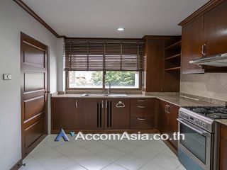 For rent 3 bed apartment in Watthana, Bangkok