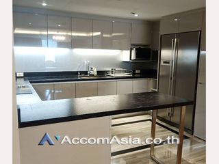 For rent 3 bed apartment in Watthana, Bangkok