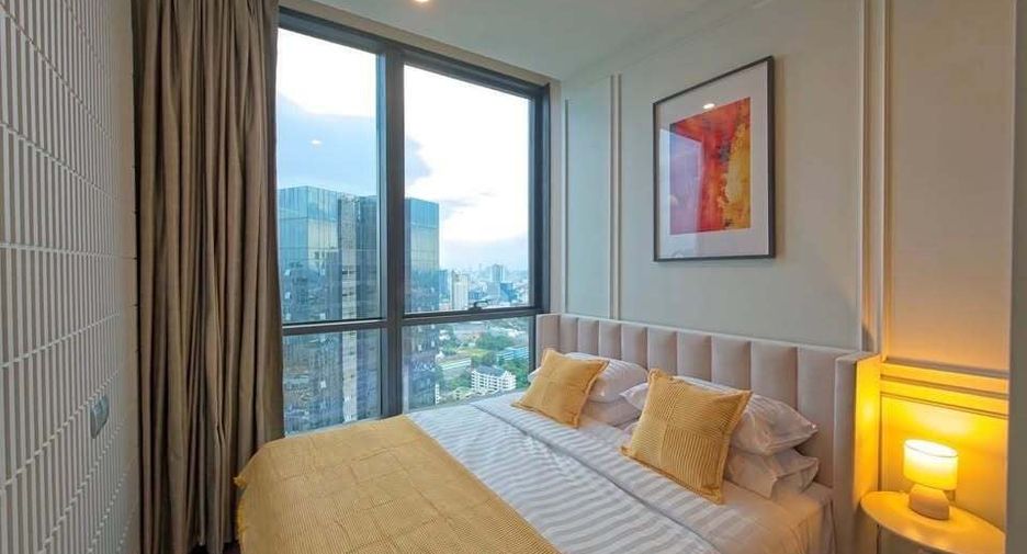 For rent 2 bed condo in Khlong Toei, Bangkok
