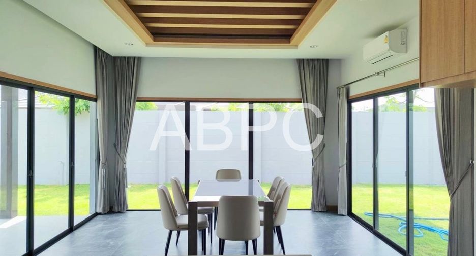 For rent and for sale 3 bedrooms house in Bang Lamung, Chonburi
