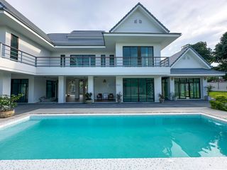 For sale and for rent 4 bed house in Sattahip, Chonburi