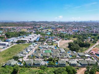 For rent 4 Beds house in Bang Lamung, Chonburi