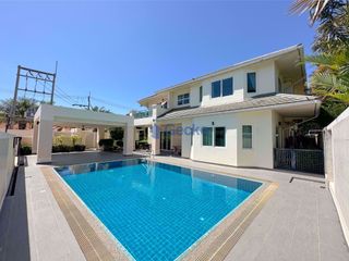 For rent 4 Beds house in Bang Lamung, Chonburi