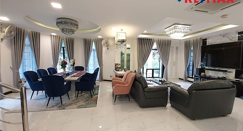 À vendre 5 chambres maison à East Pattaya, Pattaya