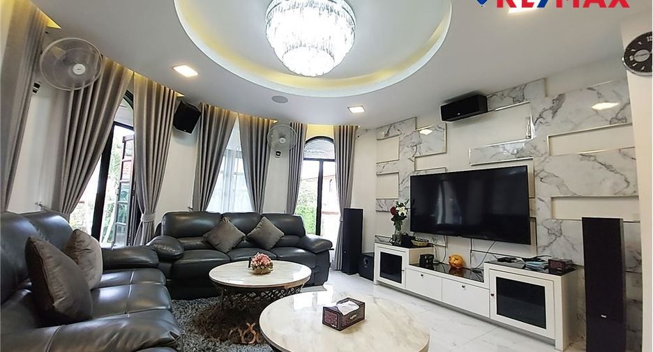À vendre 5 chambres maison à East Pattaya, Pattaya