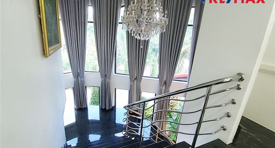 À vendre 5 chambres maison à East Pattaya, Pattaya