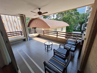 For rent 4 bed condo in Khlong Toei, Bangkok