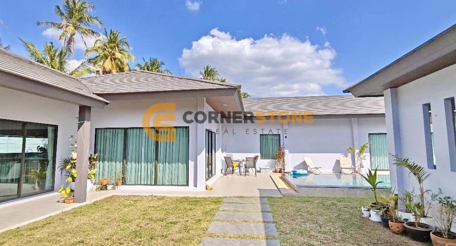 Haus zur Miete und zum Kauf mit 3 Zimmer in Bang Lamung, Chonburi