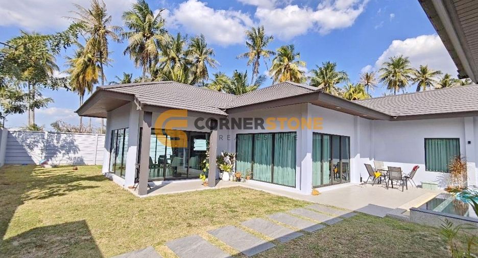 Haus zur Miete und zum Kauf mit 3 Zimmer in Bang Lamung, Chonburi