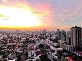 For rent 2 Beds condo in Phaya Thai, Bangkok