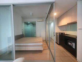 For sale 1 Beds condo in Phaya Thai, Bangkok