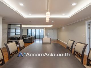 For rent 3 bed apartment in Watthana, Bangkok