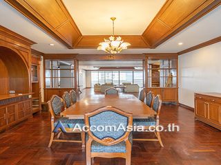 For rent 3 bed apartment in Watthana, Bangkok