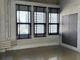 For rent office in Khlong Toei, Bangkok