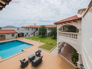 Haus zum Kauf mit 6 Zimmer in Bang Lamung, Chonburi