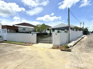 For sale 4 bed house in Thalang, Phuket