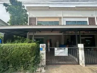 For rent 3 bed townhouse in Sam Phran, Nakhon Pathom