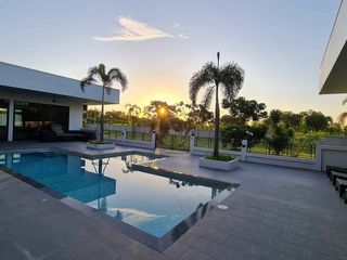 For sale 5 Beds house in Mueang Khon Kaen, Khon Kaen