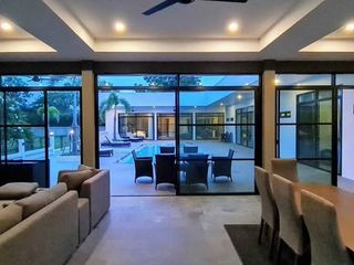 For sale 5 Beds house in Mueang Khon Kaen, Khon Kaen