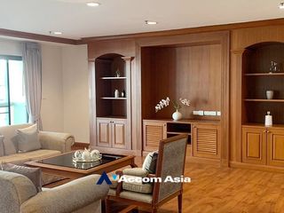 For rent 3 bed apartment in Watthana, Bangkok