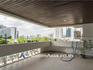 For rent 3 bed apartment in Watthana, Bangkok