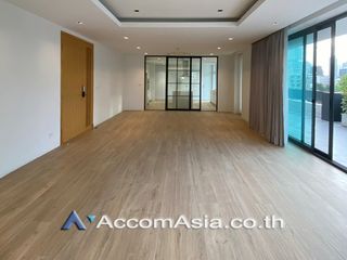 For rent 3 bed apartment in Watthana, Bangkok