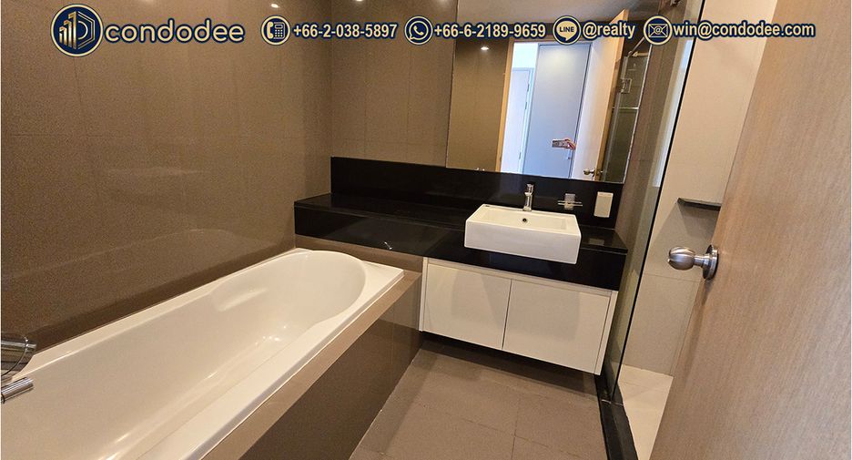 À vendre 2 chambres condo à Khlong Toei, Bangkok