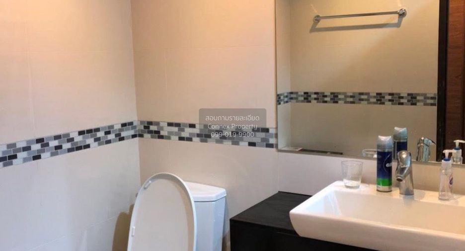For rent 2 bedrooms condo in Ratchathewi, Bangkok